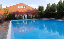 Hotel Golden Plum