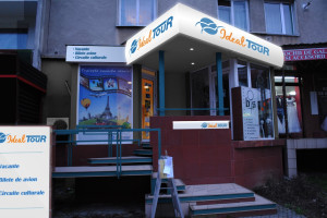 Ideal Tour