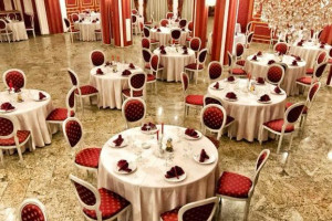 Grand Restaurant