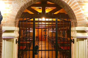 PUB13 - Restaurantul Cetății