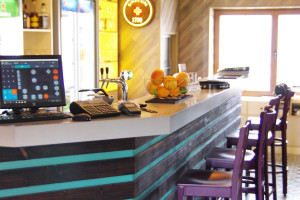 5T Kutya Restaurant