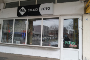Black Abstract Studio