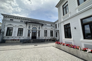 Luxury SIR Boutique Hotel