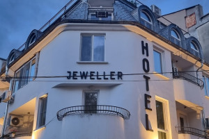Hotel Jeweller