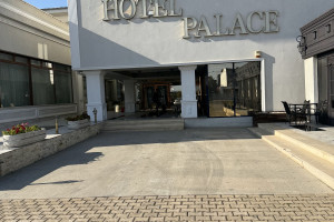 Hotel Palace