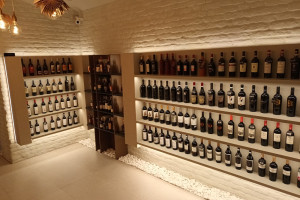 Biblioteca del Vino