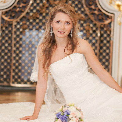 Dincolo de Candelabre: Iluminare Creativă pentru Nuntă